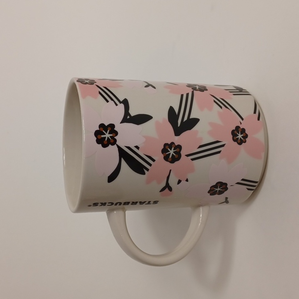 Starbucks Sakura Cherry Blossom Coffee Mug
